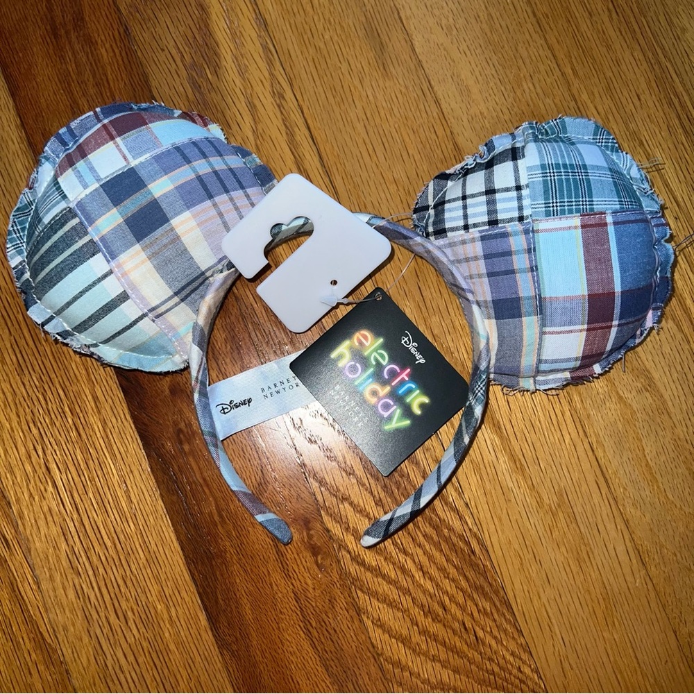 Rag & Bone Barney’s New York x Disney Electric Holiday Ears